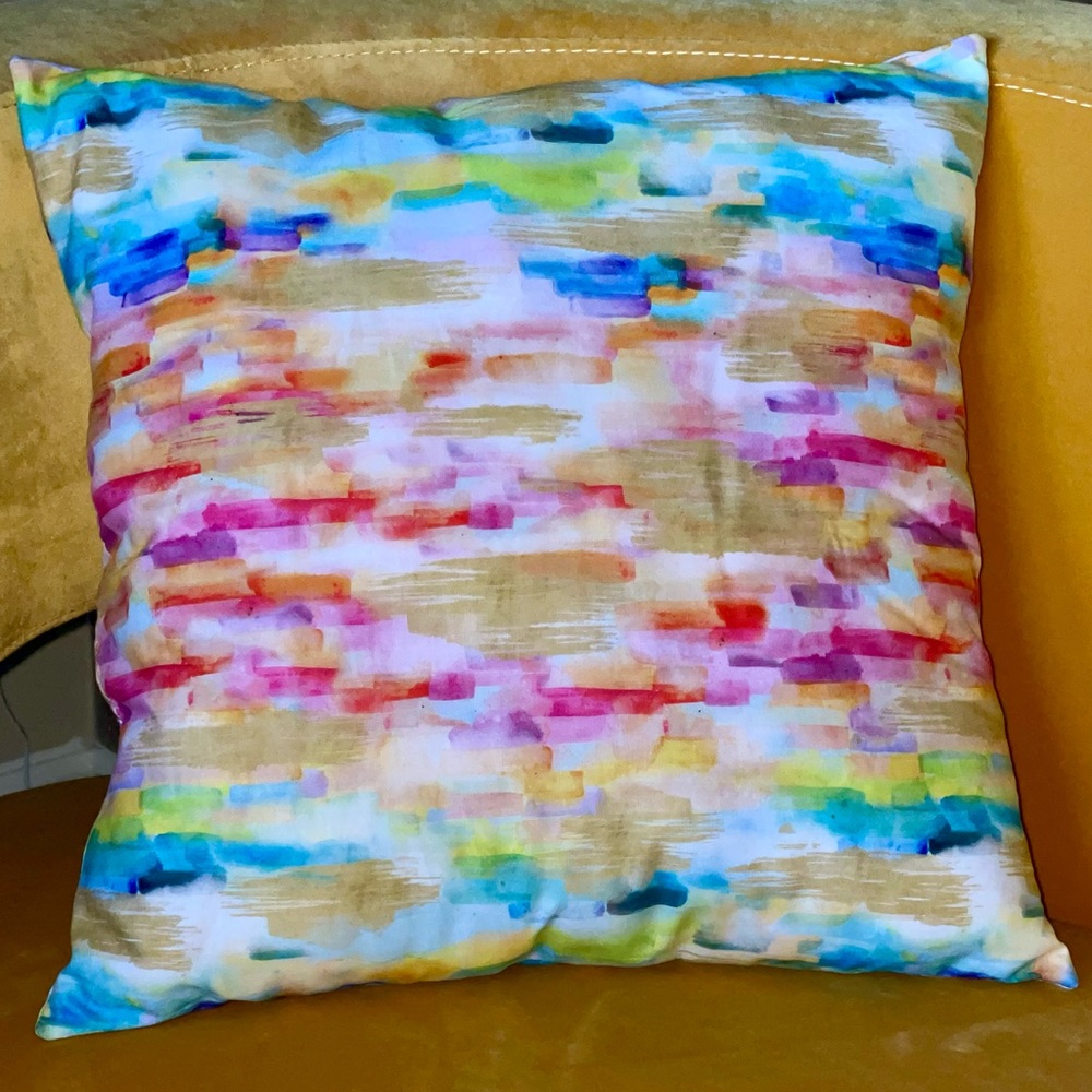 Throw pillow